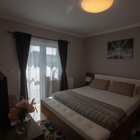 Apartament Saguna Sinnicolau Mare Экстерьер фото