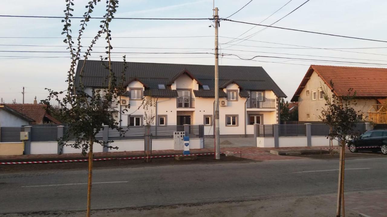 Apartament Saguna Sinnicolau Mare Экстерьер фото