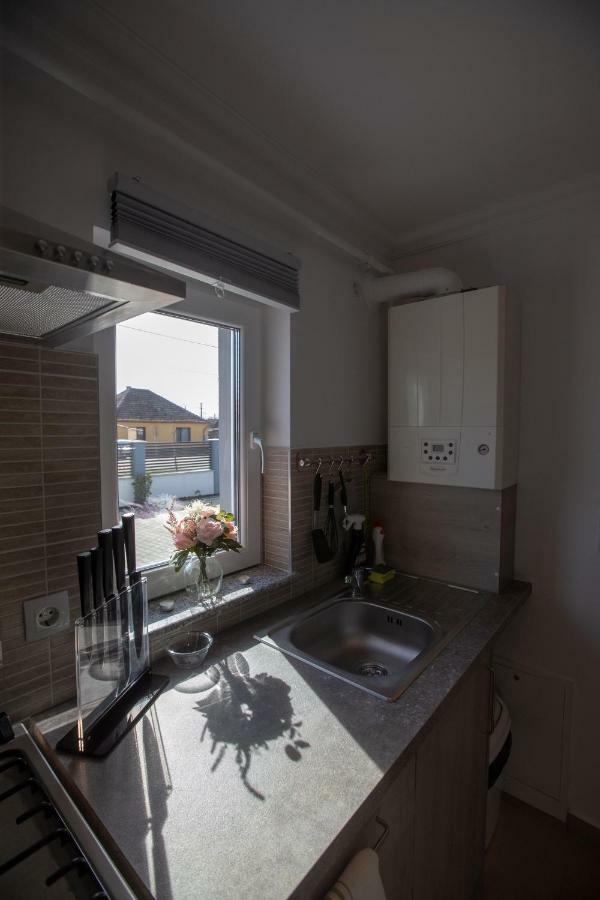 Apartament Saguna Sinnicolau Mare Экстерьер фото